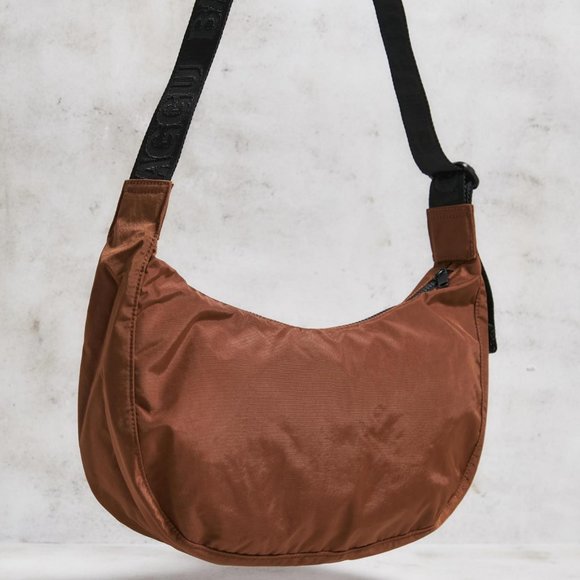 NWT Baggu Crescent Bag Medium - Brown - Picture 1 of 10